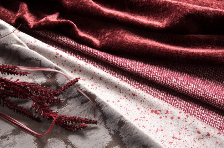 Tkaniny w odcieniach czerwieni